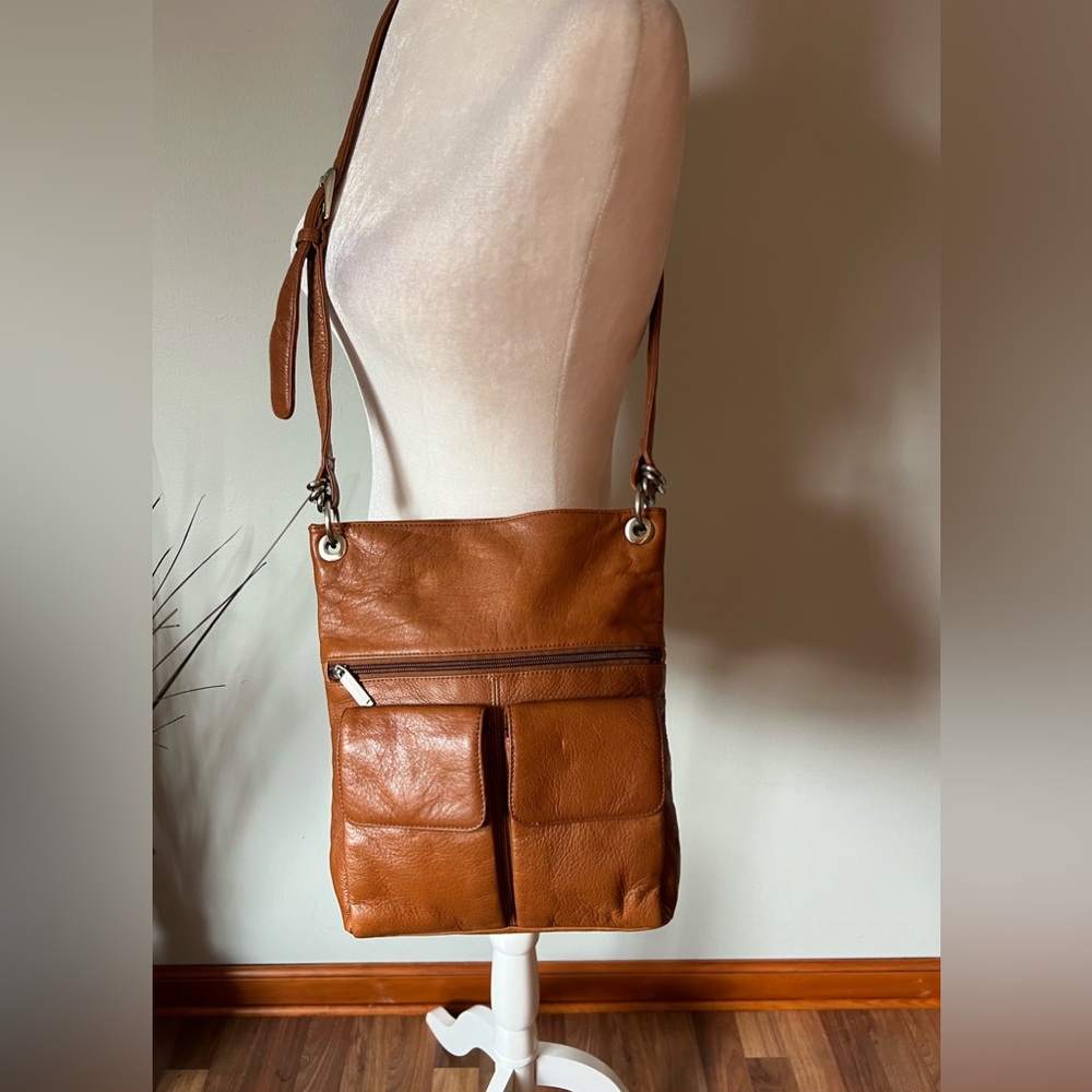 Stone Mountain Leather Crossbody Bag